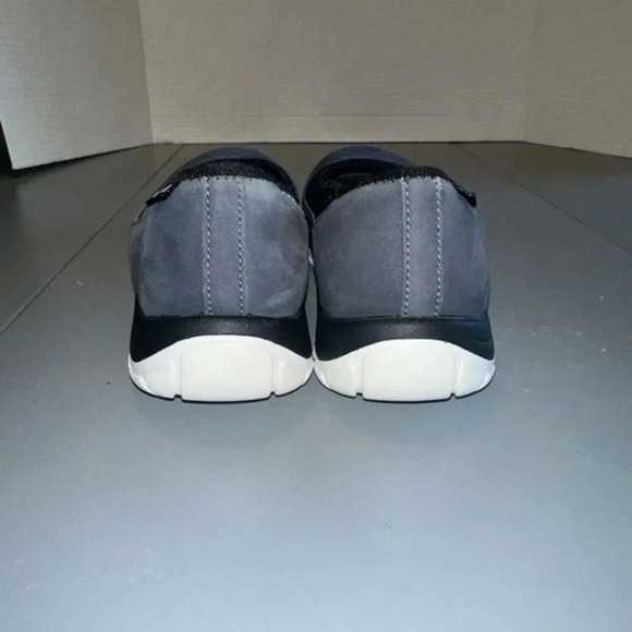 STRIVE Blue Back Pain Relieving Slip On Flats Shoes Orthopedic Hampton Size 9 - Picture 6 of 9
